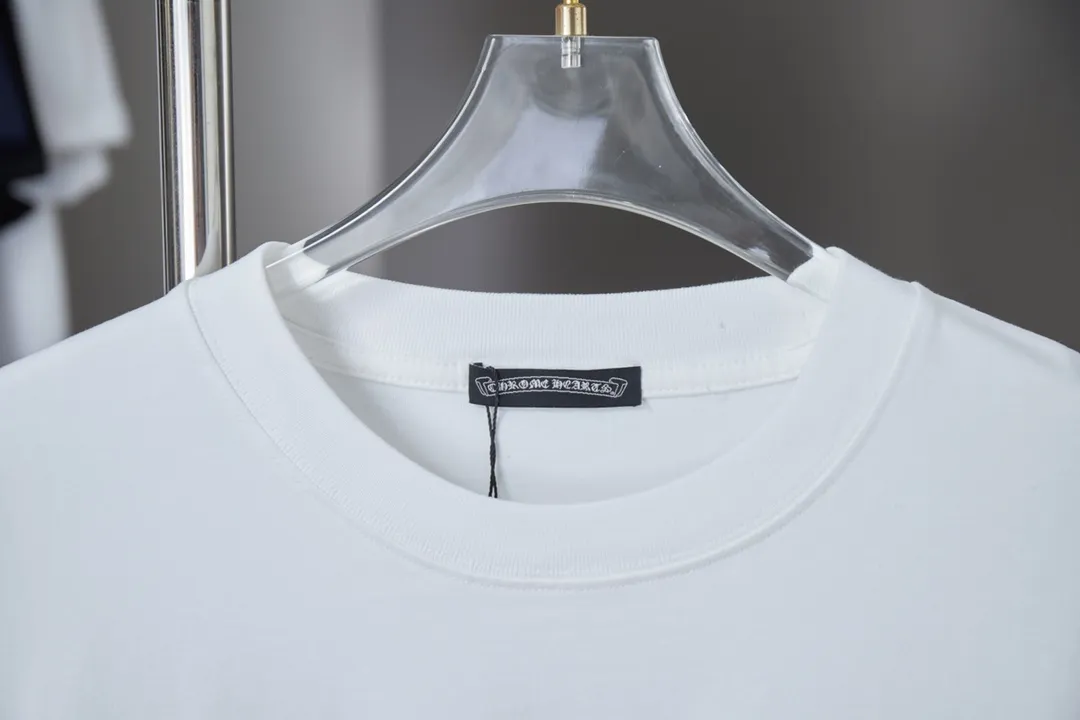 🅿️200 Ch*ome Hearte 25SS early spring new style embroidered heart cross short sleeves light luxury essential item for daily commuting for men and women correct version welcome to compare detailed features · 320g 100% pure cotton double yarn jersey fabric · Custom dyed in the same vat with special thickened 32 count double-ply 1X1 thread · Imported Tajima machine hollow embroidery embroidered CHRO heart pattern · Ready-to-wear general wash · Double-needle sewing and cross-seam technology · Original main mark, washed tag, brand moisture-proof paper packaging Color: black/white Size: S/M/L/XL